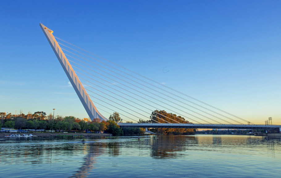 西班牙阿拉米罗大桥工程展示